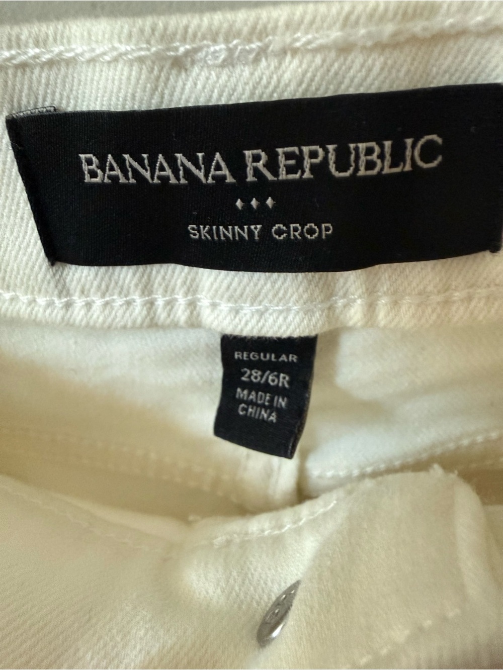 Banana Republic Women's Cream Skinny Jeans - Picture 2 of 3